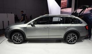 8月份适合去哪里旅游